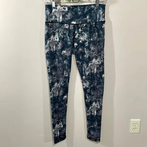 Fit & Famous by Almost Famous Patterned Leggings M